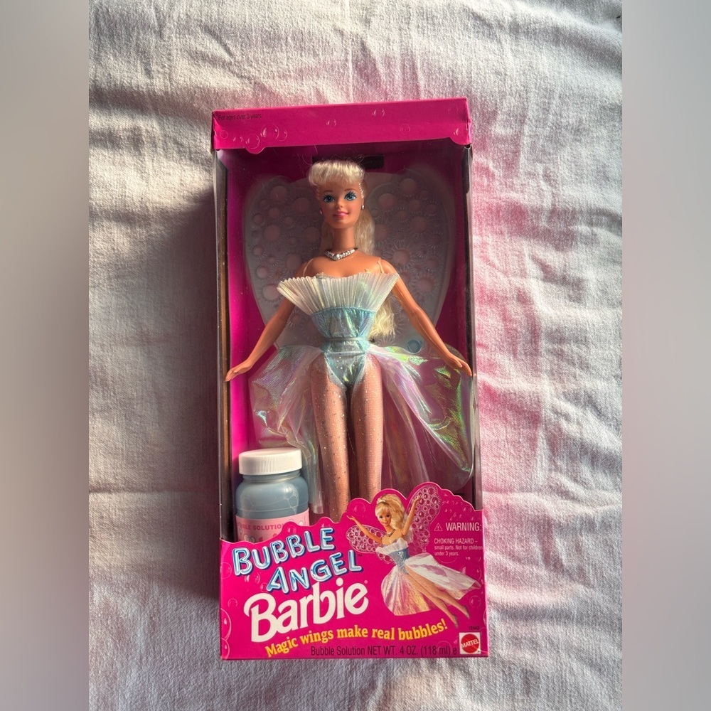 Vintage 1994 Barbie Bubble Angel Bubble Solution Mattel Doll #12443 NRFB.